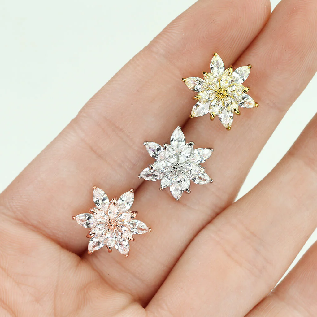 Ear Stud Flower Zirconia - Image 5