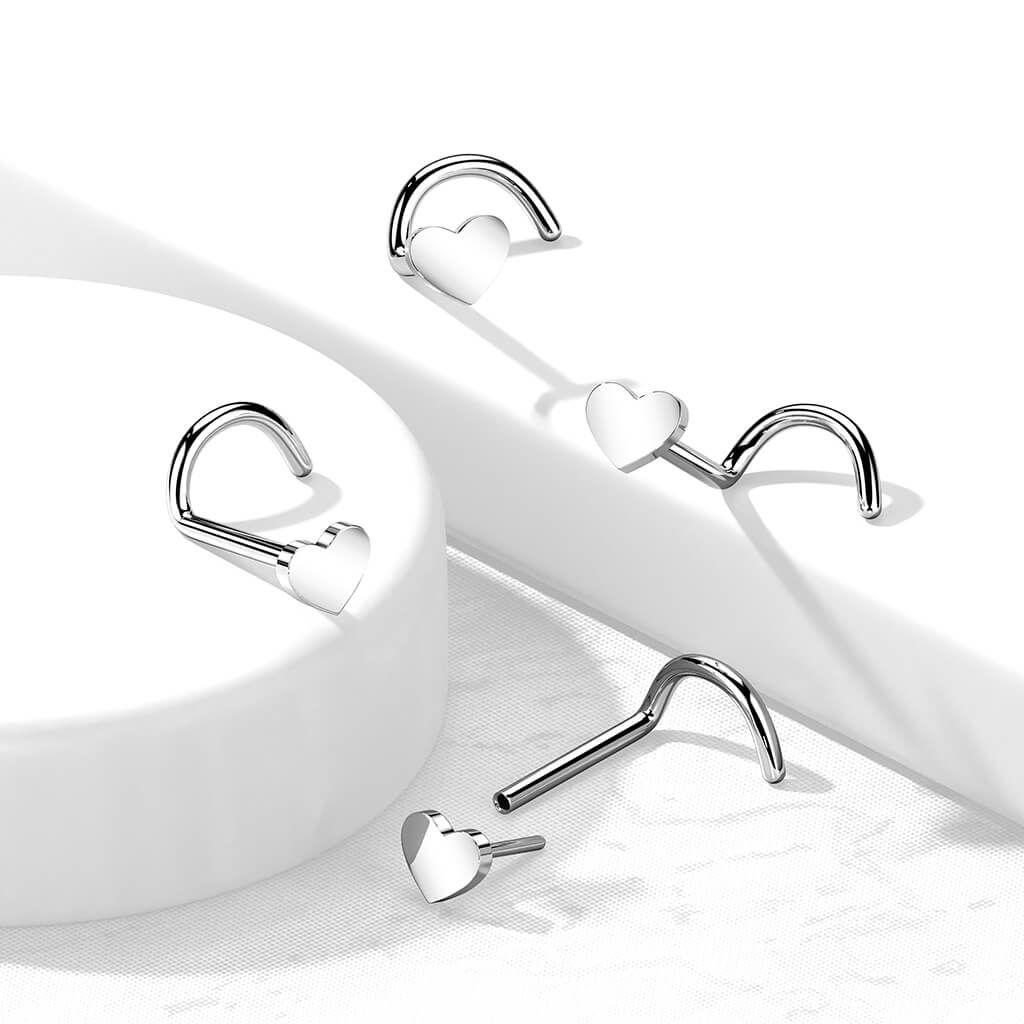 Titanium Nose Screw Heart Flat Silver Push-In - Image 3