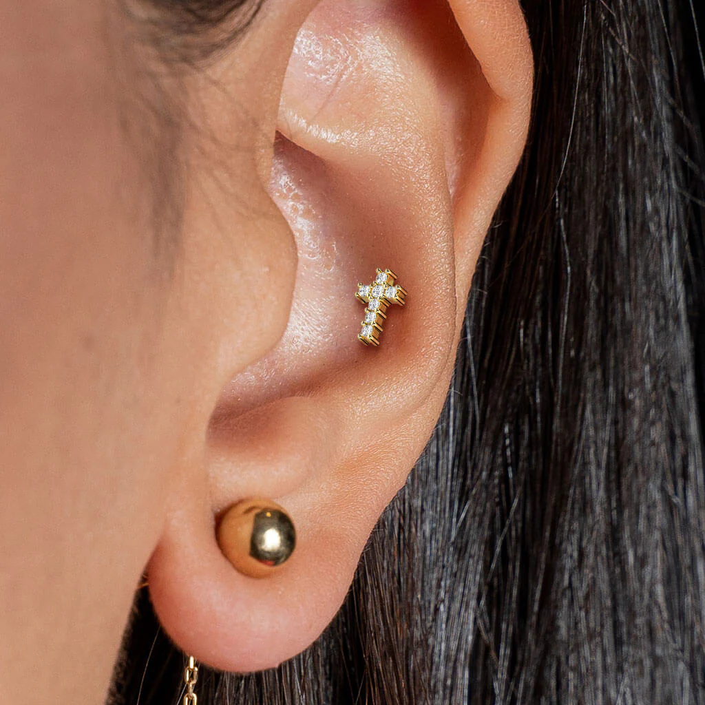Labret Cross Zirconia Internally Threaded - Image 7