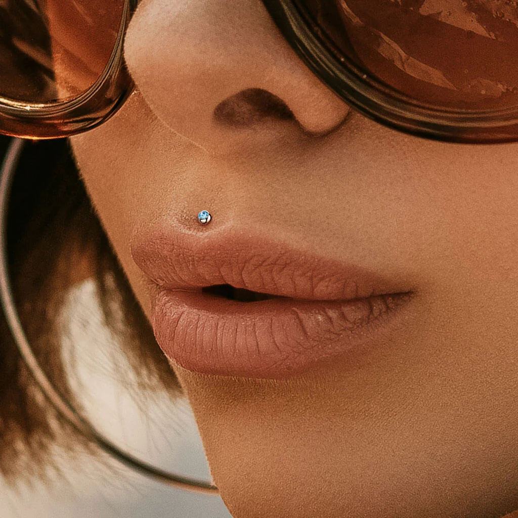 Labret Zirconia Ball Internally Threaded - Image 5