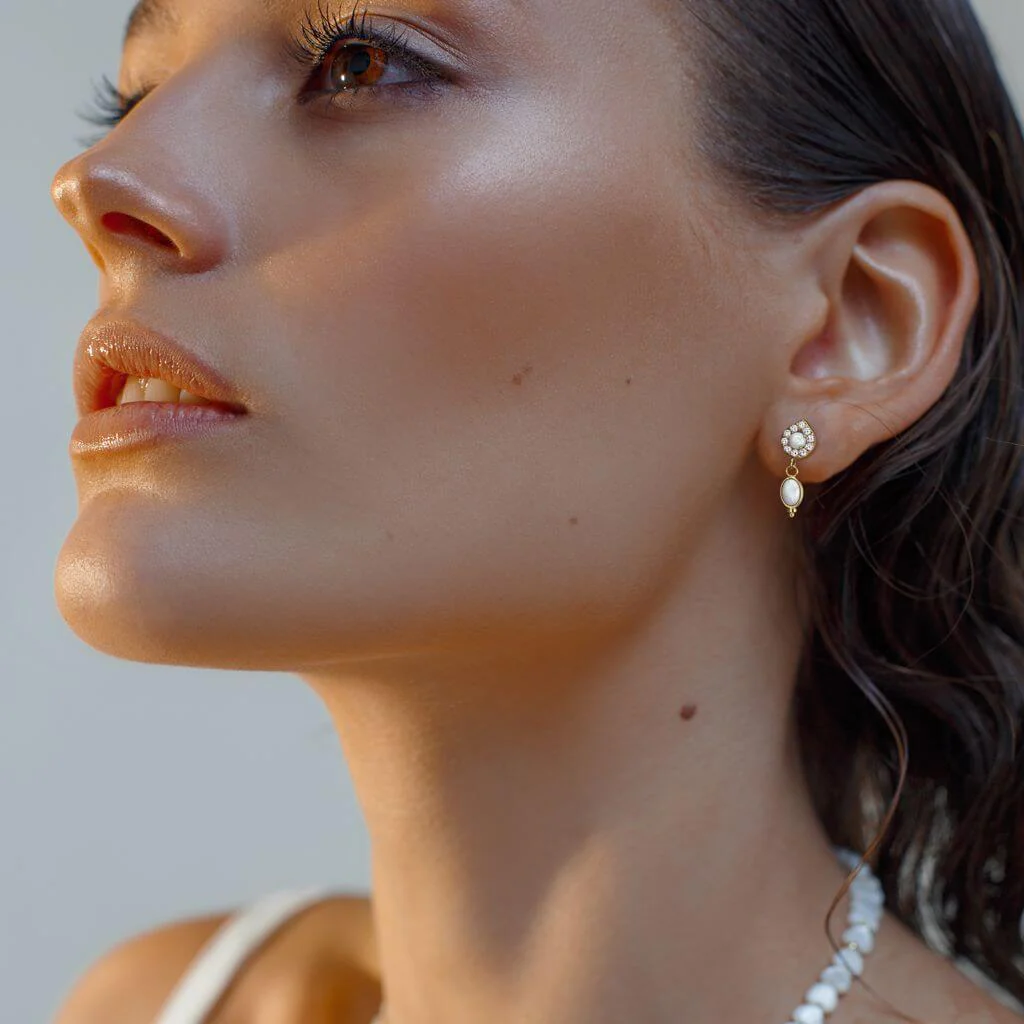 Solid Gold 14 Carat top teardrop dangle opal Push-In - Image 3