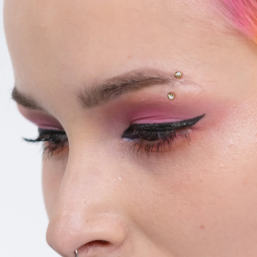 Titanium Eyebrow Piercing Ball Zirconia - Image 7