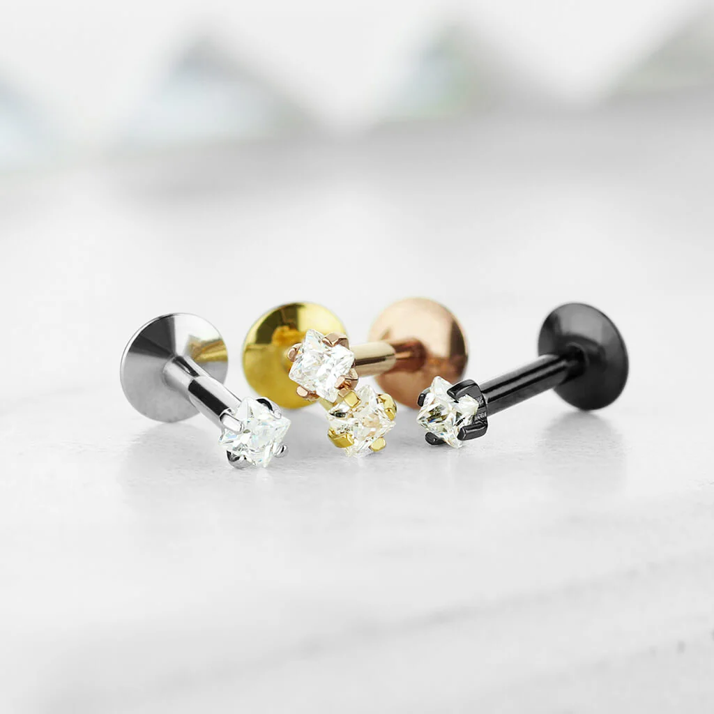 Labret Square Zirconia Internally Threaded, 4 pieces - Image 4